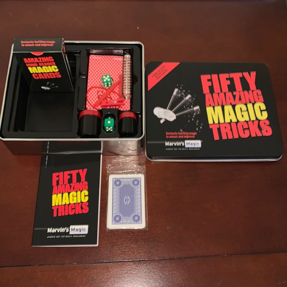 Fifty Amazing Magic Tricks Kit